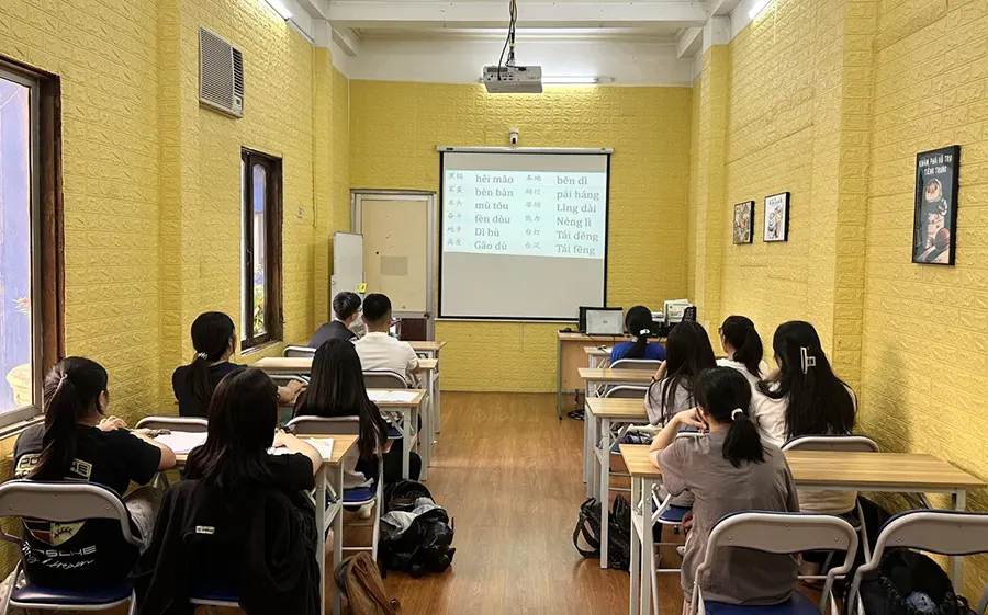Trung tâm tiếng Trung Bãi Cháy